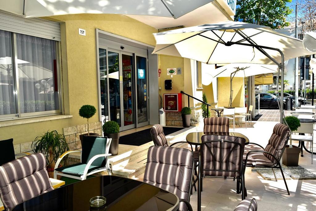 Hotel Oxford Rimini Exterior foto