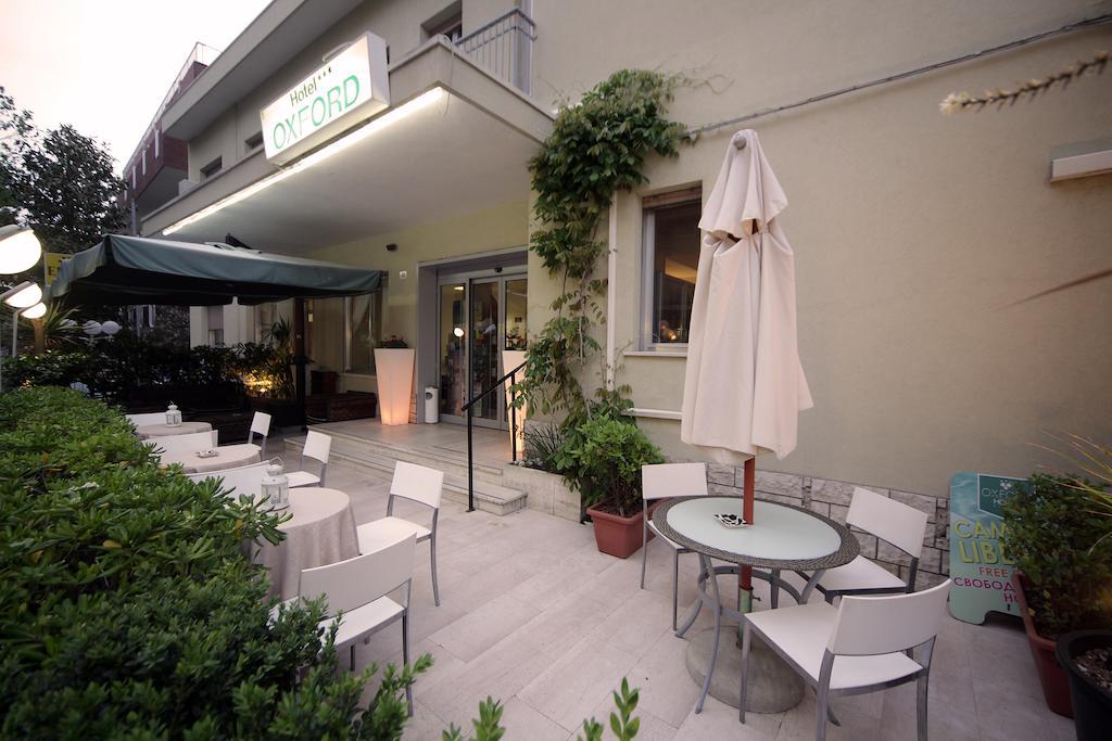 Hotel Oxford Rimini Exterior foto